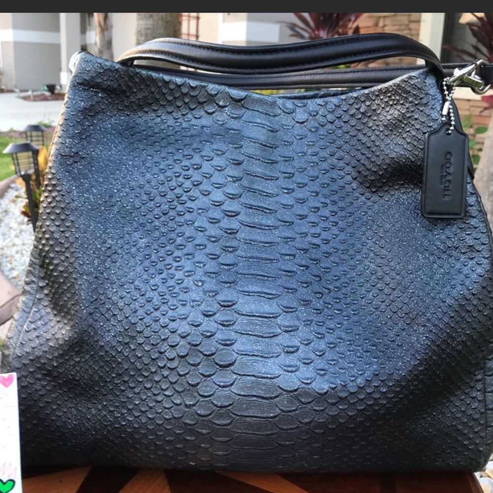 ♥️COACH METALLIC SNAKESKIN EDIE PURSE-EUC!♥️
